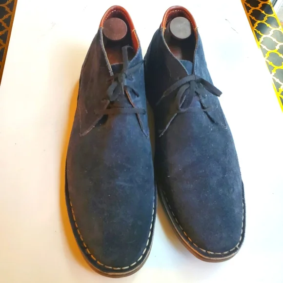 Blue suede chukka shoes by Kenneth Cole Reaction New Kenneth Cole Reaction Navy Blue Leather Lace Up Chukka  main image 3